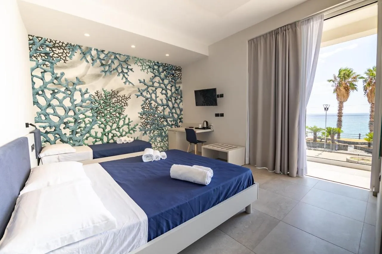 Hotel Marino Wellness Alì Terme Italien