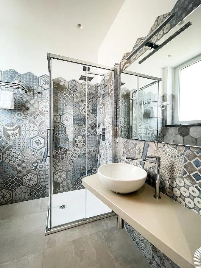 Hotel Marino Wellness Alì Terme 3*,  Italien